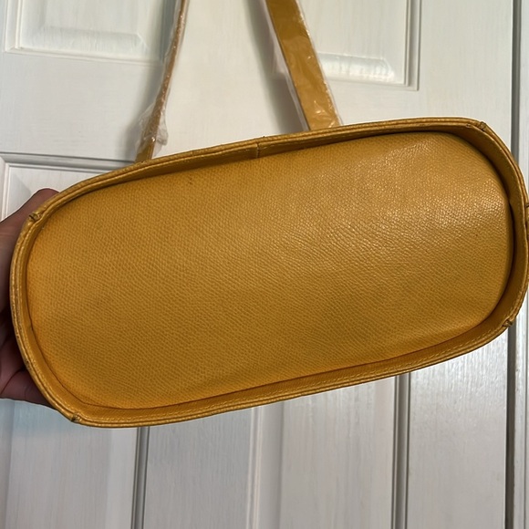 Laurence. C yellow shoulder bag NWOT - Picture 9 of 15